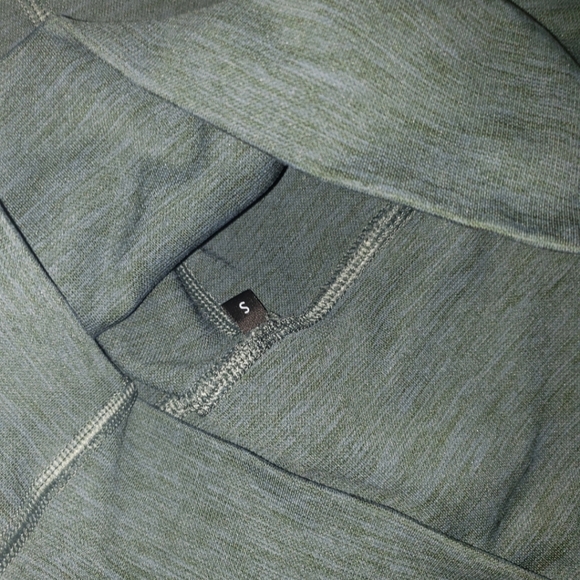 Alphalete Halo new never used. With out ticket - Picture 2 of 4